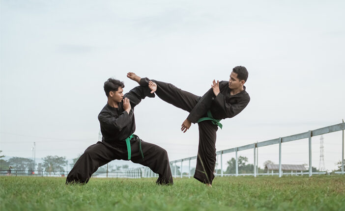 Latihan Silat