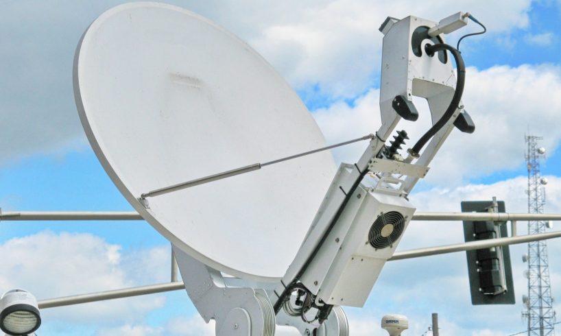 teknologi satellite internet